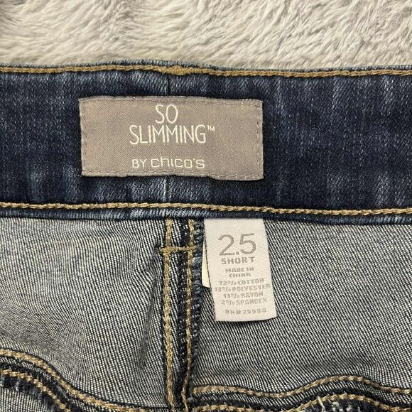 Chicos So Slimming Womens Jeans 2.5 Short Straight Leg Dark Wash Stretch Western - Picture 4 of 9